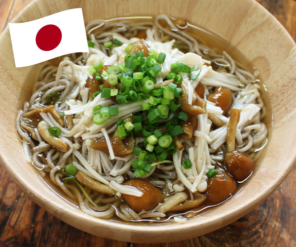 きのこ冷やし蕎麦（日本）